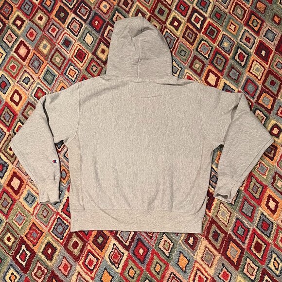 Vintage Champion Gray Sweatshirt – Size L, White Paper Tag, Bold Black Logo - Picture 3 of 3
